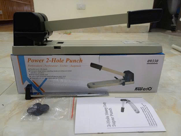 Máy đục lỗ Kw-TriO 09330 (190 tờ)